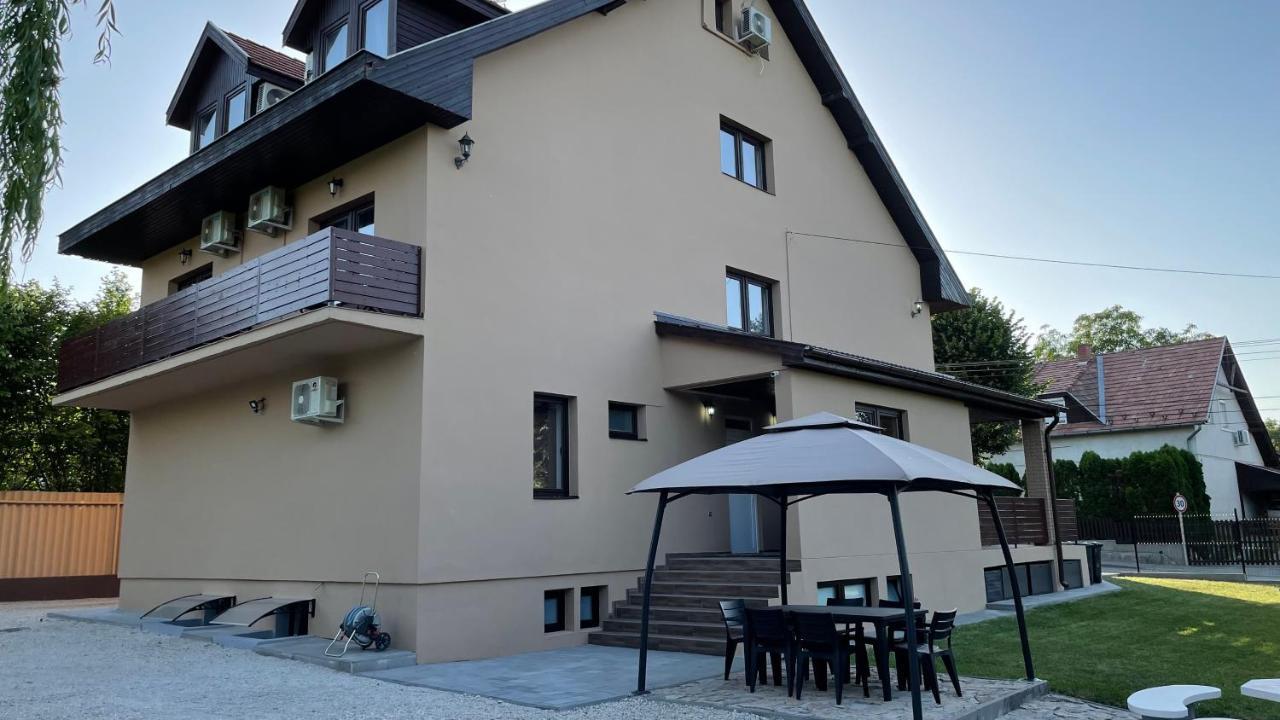City Apartman